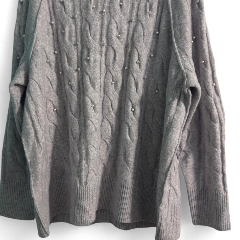 Aerie Cable Knit Sweater NWT Size Medium Heather Grey Pearl Beads Crew Neck